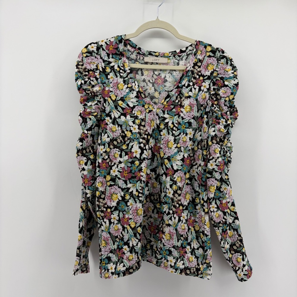 LOFT Women M Multi Floral V-Neck Long Sleeve Ruched Puff Shoulder Textured Top